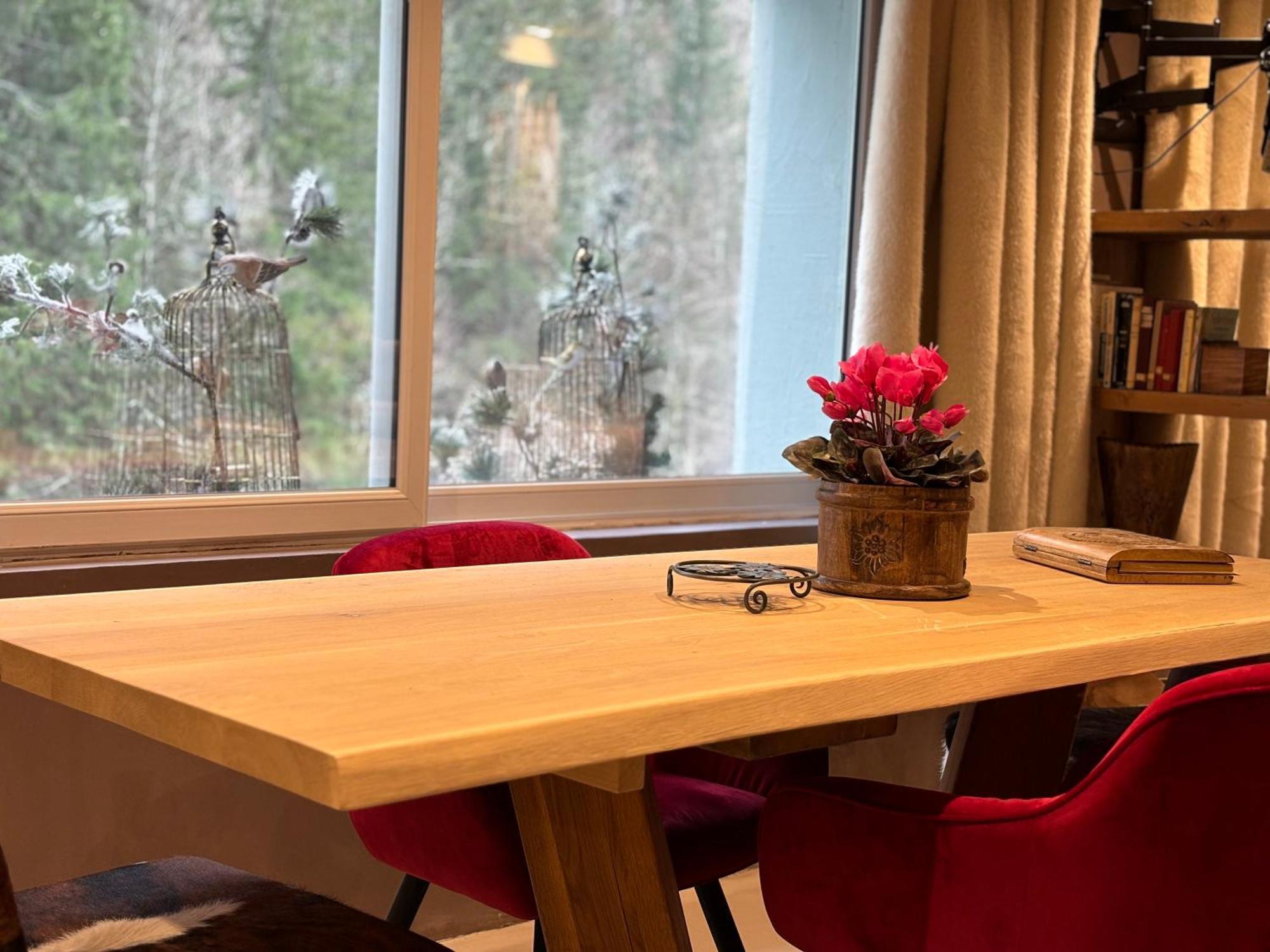 Les Secrets - Suites & Apartments Монрьон Экстерьер фото