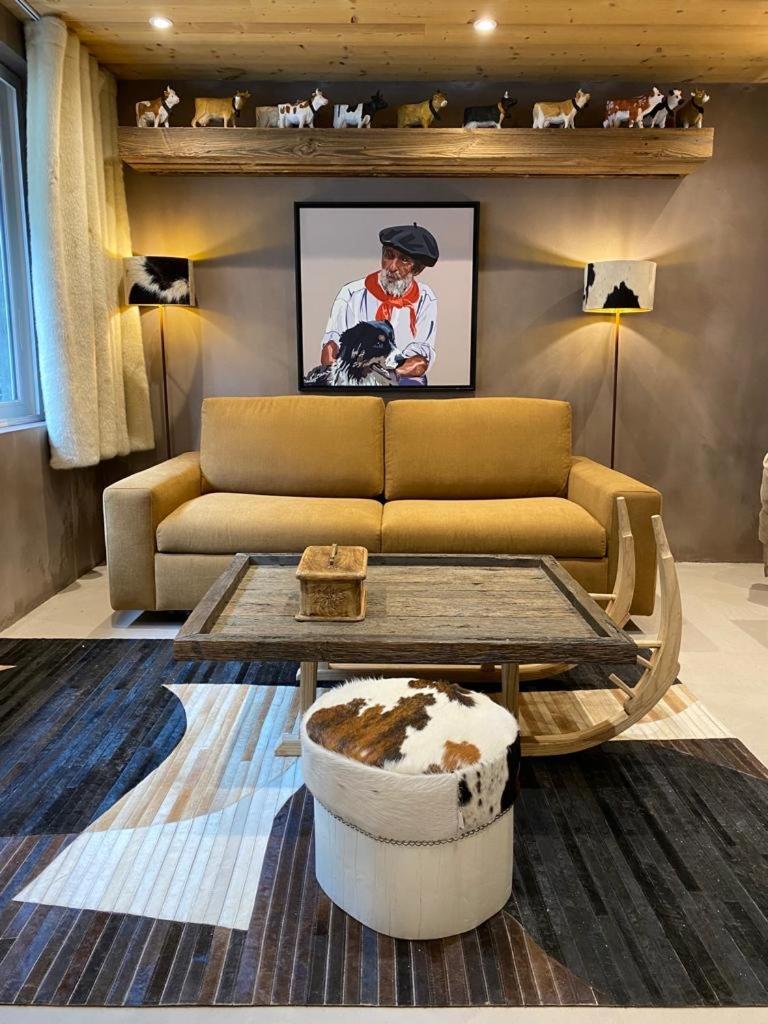 Les Secrets - Suites & Apartments Монрьон Экстерьер фото